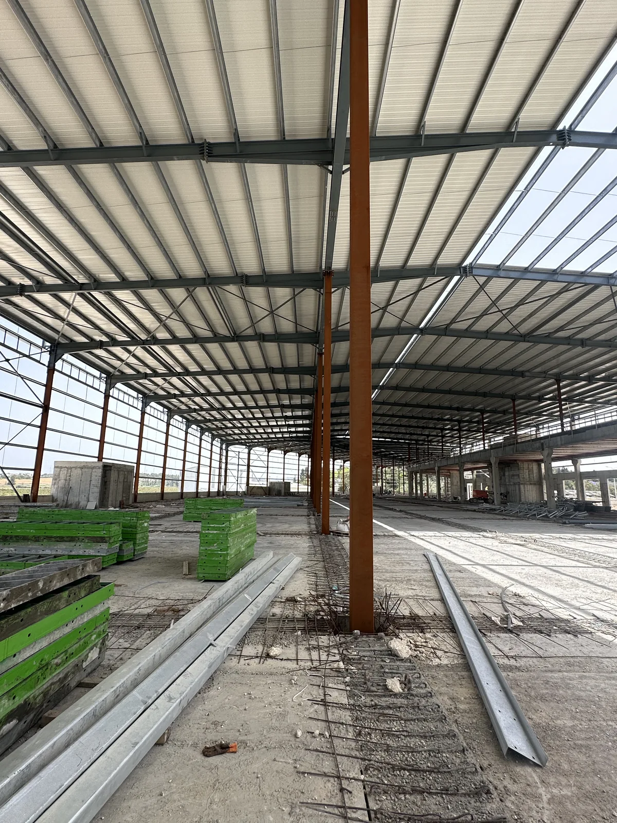 Wide view of the columns and roof structure — Barkai Logistics Center